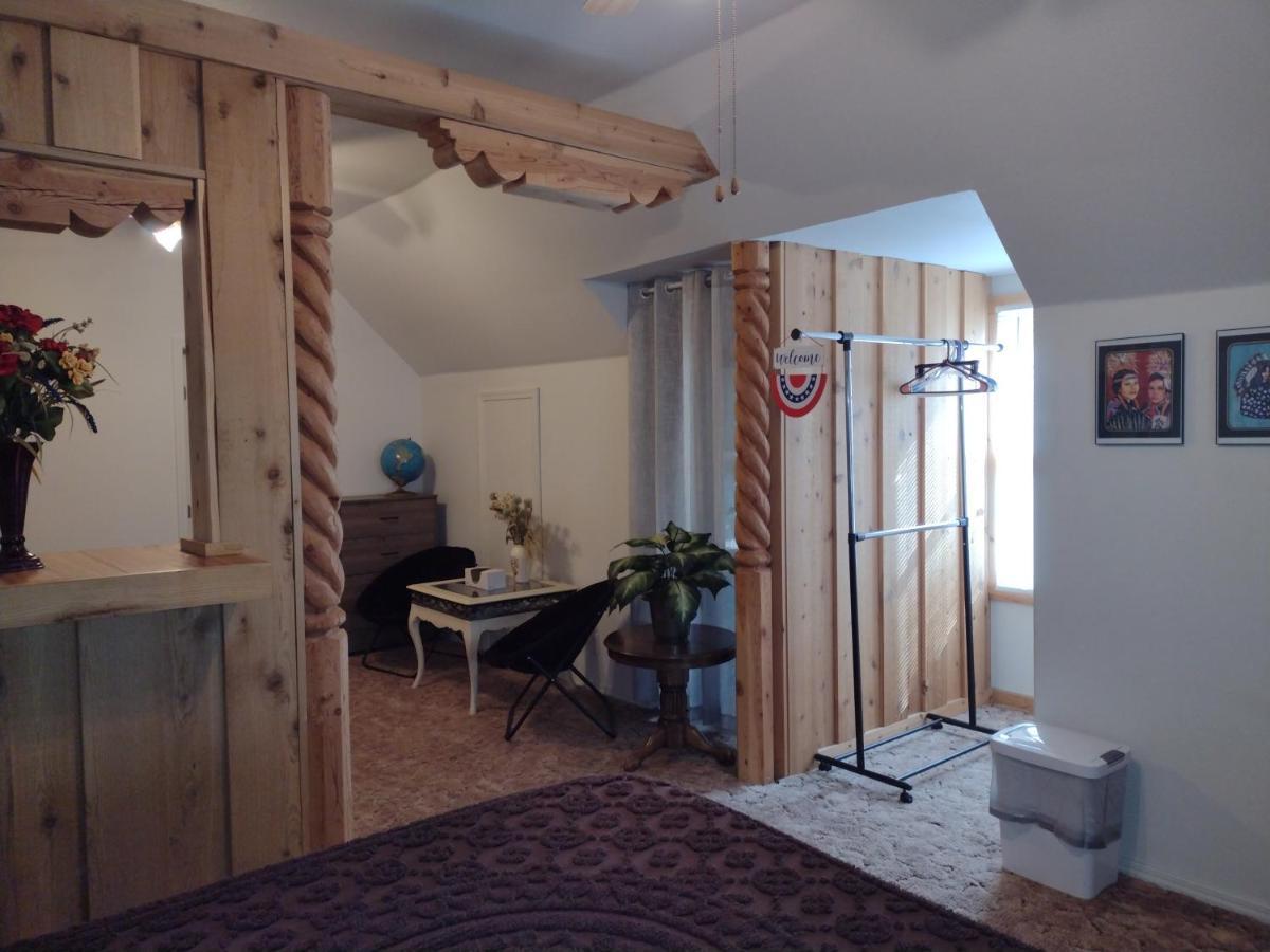 Quiet Upstairs Studio Close To Town 420 Friendly ตรินิแดด ภายนอก รูปภาพ